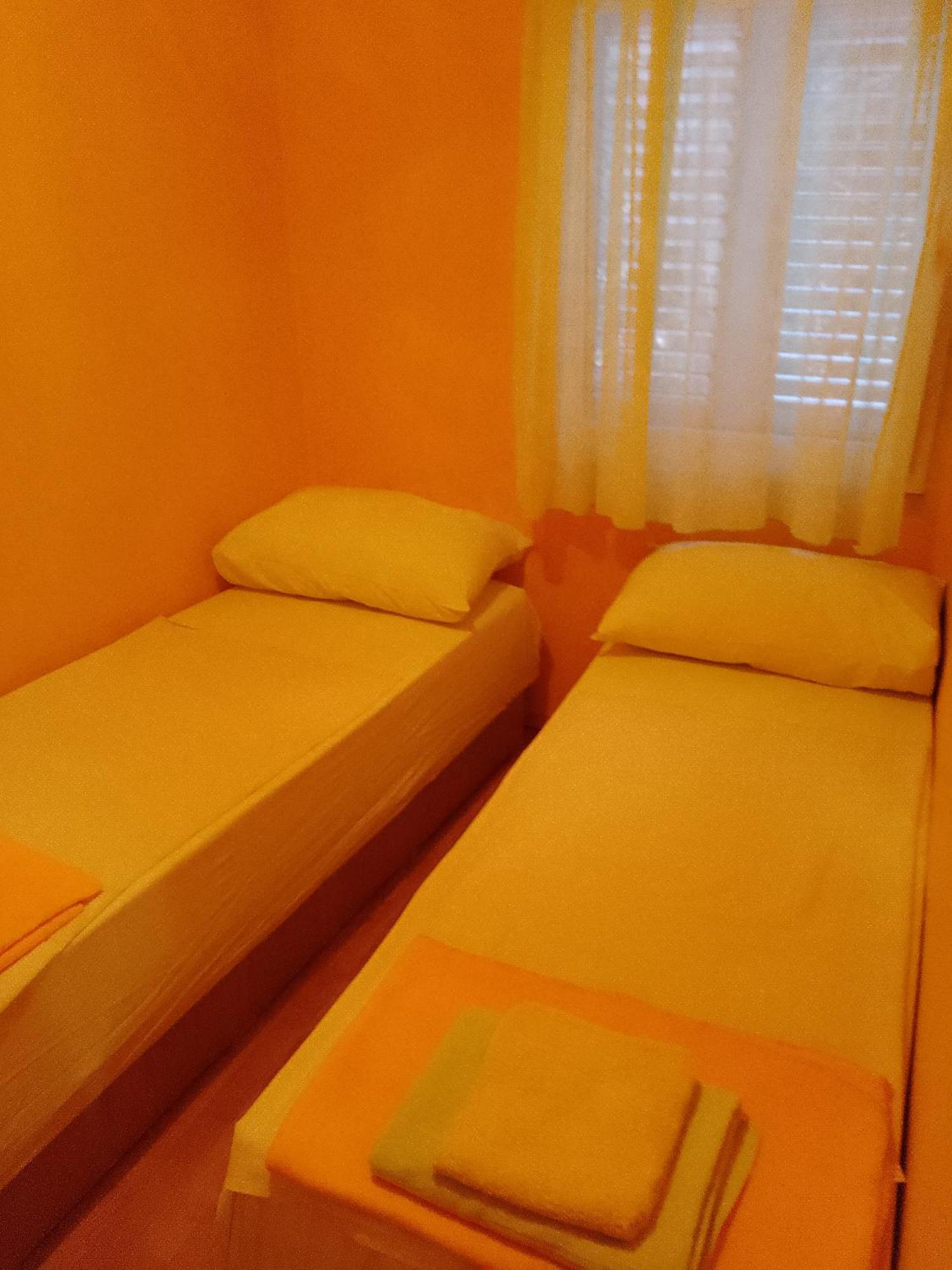Apartments Velo Veli Losinj Exterior photo